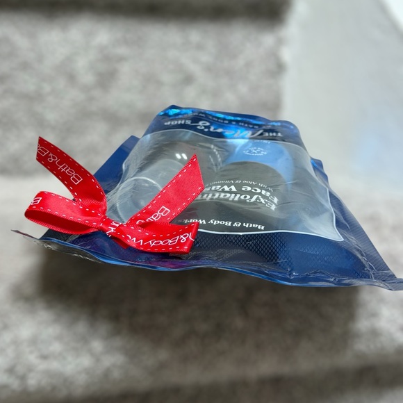 NEW Bath & Body Works Men’s Face Care Set Exfoliating Wash Daily Lotion Moisture - Picture 4 of 6